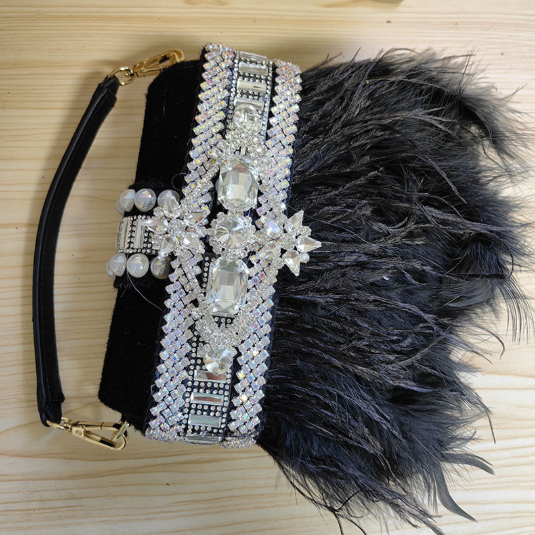 <tc>Velora Federtasche</tc>