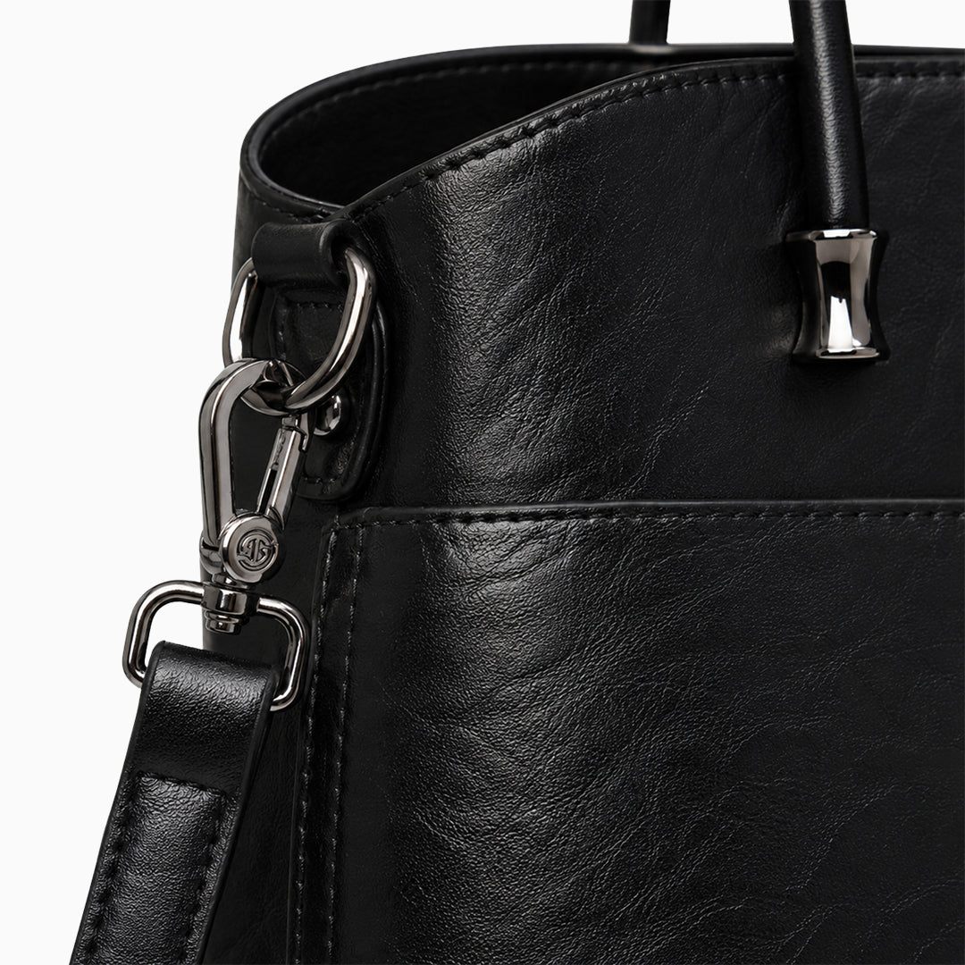 Naomi Bucket Tote