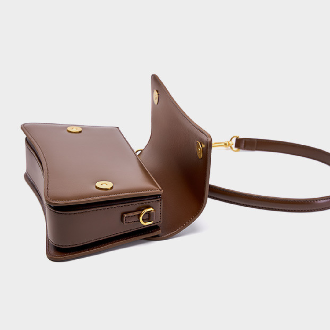 <tc>Britney Sleek Leder Umhängetasche</tc>