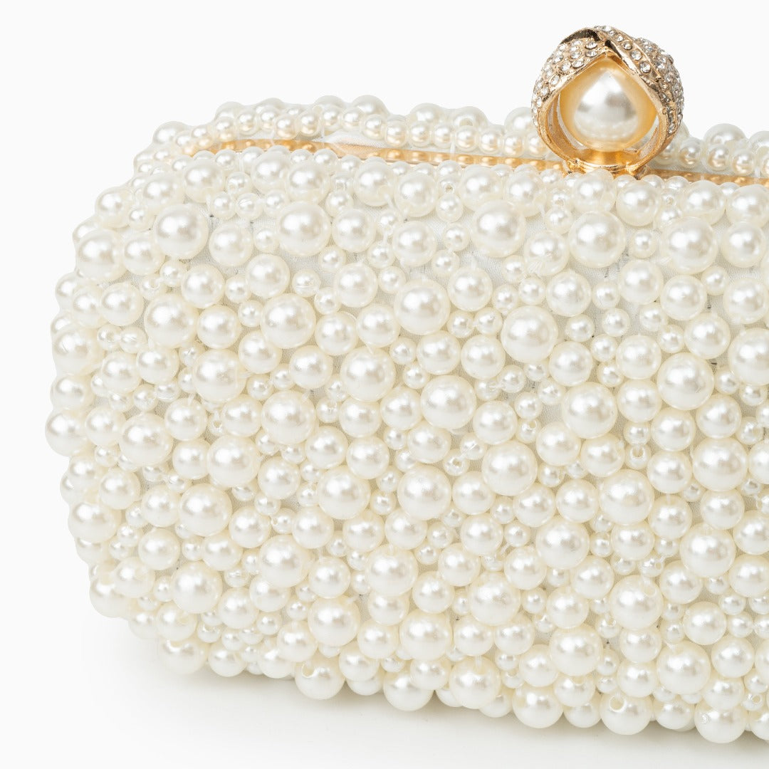 Chantal Perlen Clutch Tasche