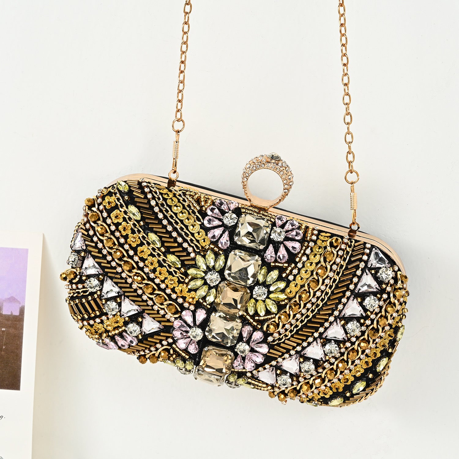 Cynthia Clutch Bag mit Perlenstickerei