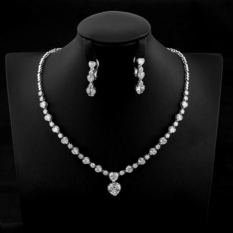 Glitzerndes Edelstein-Herz-Schmuckset