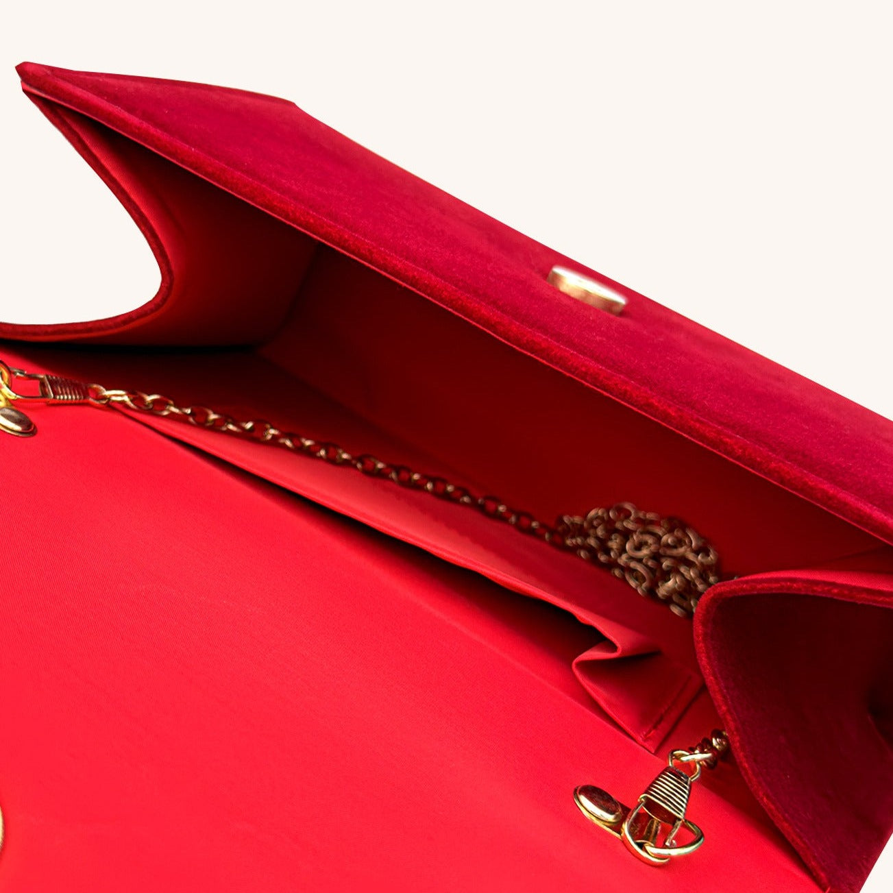 Priscilla Rote Samt-Handtasche